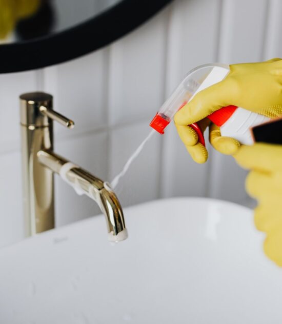 Deep Cleaning vs. Regular Cleaning: What Each One Covers and Which Your Home Needs